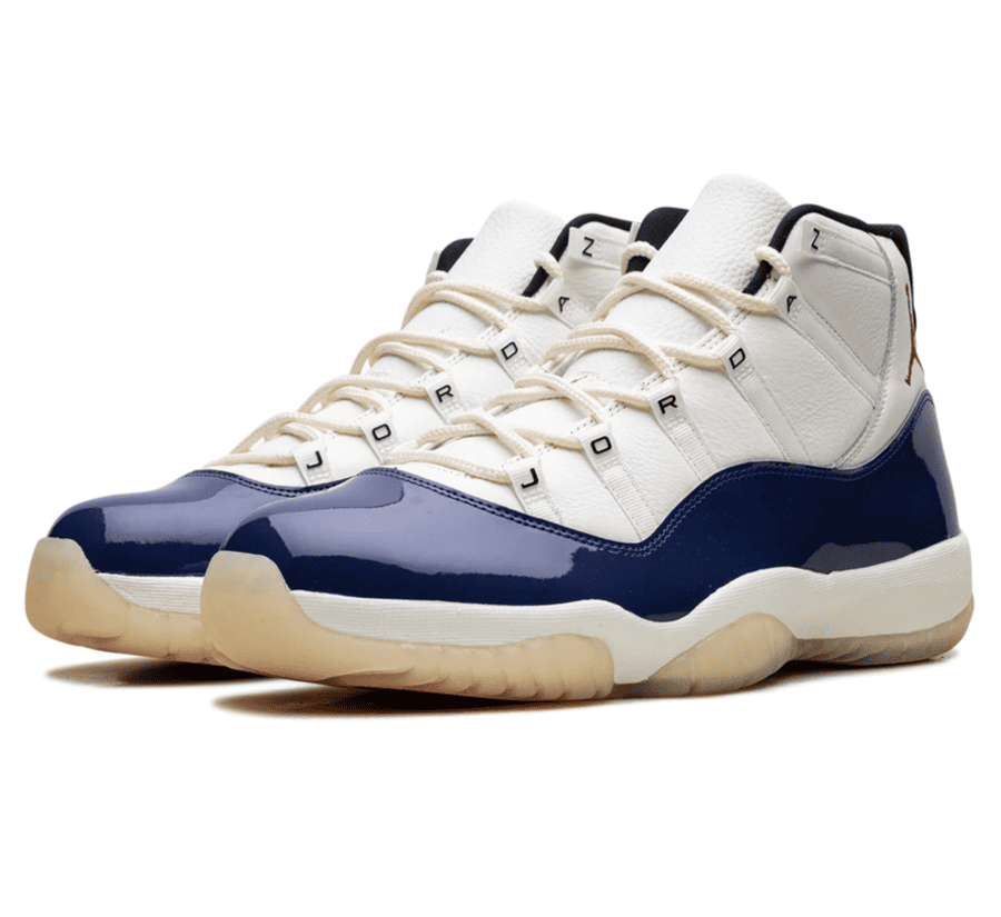 Air Jordan 11 Rare Air - weiß blauer Sneaker