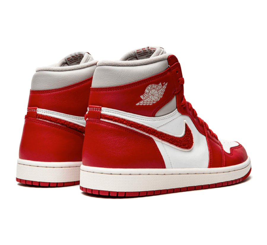 Air Jordan 1 High OG Varsity Red
