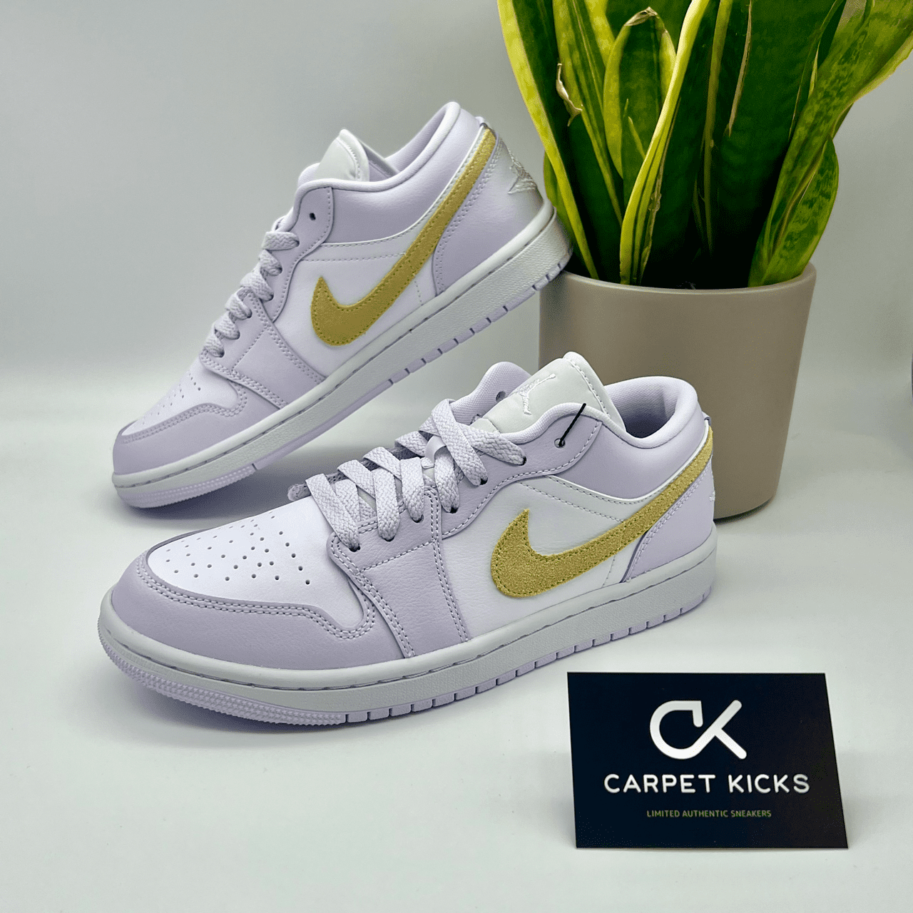 Air Jordan 1 Low Barely Grape - CARPET KICKS
