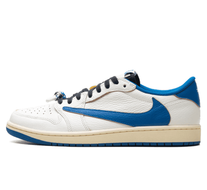Air Jordan 1 Low OG SP x Travis Scott x Fragment Sail Military Blue Sneaker Paar vorne Perspective