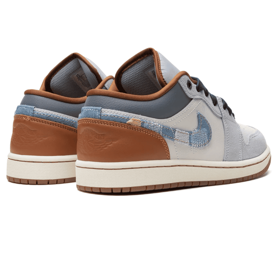 Air Jordan 1 Low Repaired Denim FZ5042-041 Paar hinten mit Amber Brown Fersenbereich