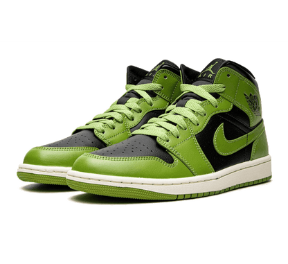 Air Jordan 1 Mid Altitude Green Beide Paar Seitlich