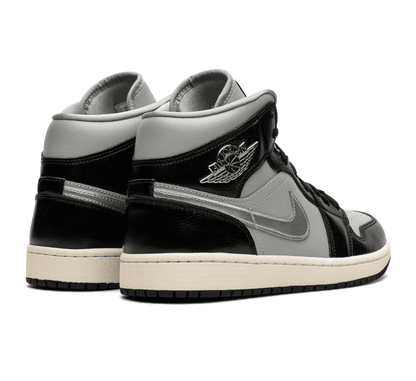 Air Jordan 1 Mid Black Chrome