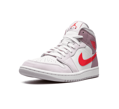 Air Jordan 1 Mid Valentine's Day