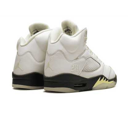 Air Jordan 5 Luminous Green (W) - weiß grüner Sneaker