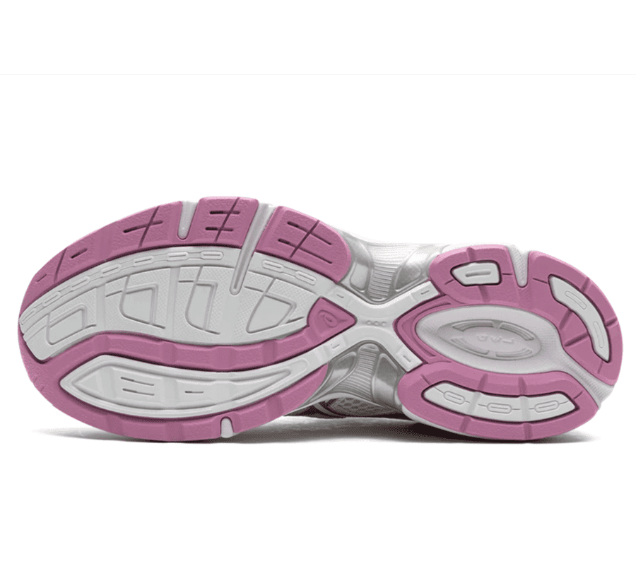 ASICS GEL-1130 White Silver Pink 1202A507-100 profilierte Gummiaußensohle von unten
