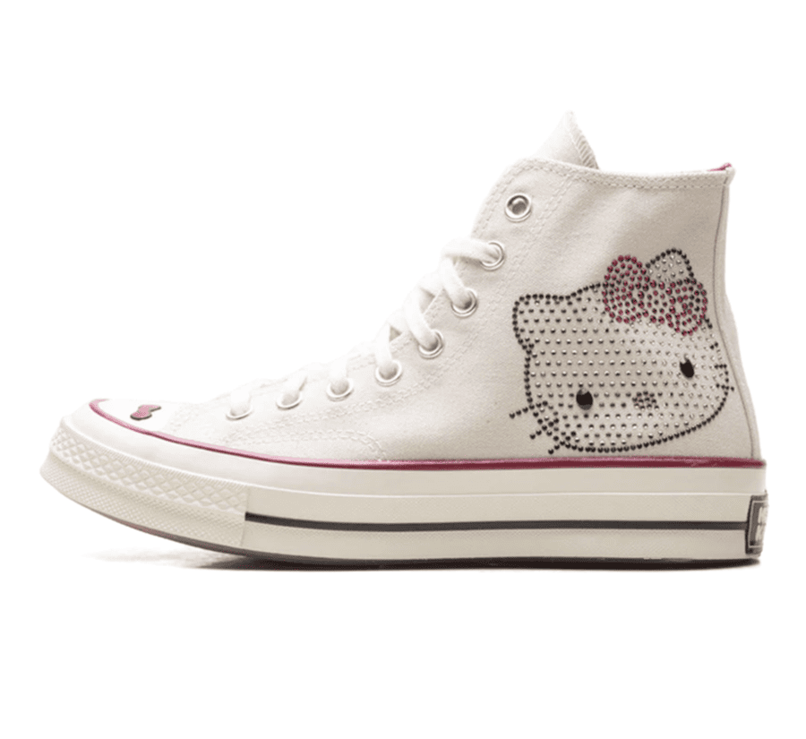Converse Chuck Taylor 70 High Hello Kitty Swarovski Sneaker Paar vorne Perspective