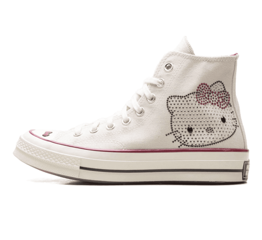 Converse Chuck Taylor 70 High Hello Kitty Swarovski Sneaker Paar vorne Perspective