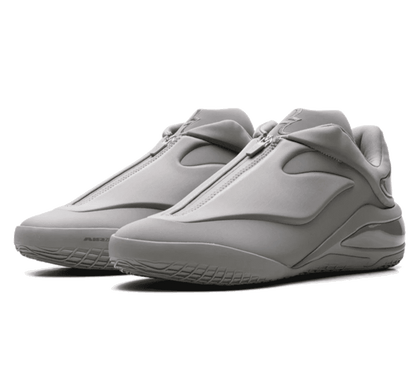 Converse Shai 001 Iron Grey Seitenansicht mit strukturiertem Upper