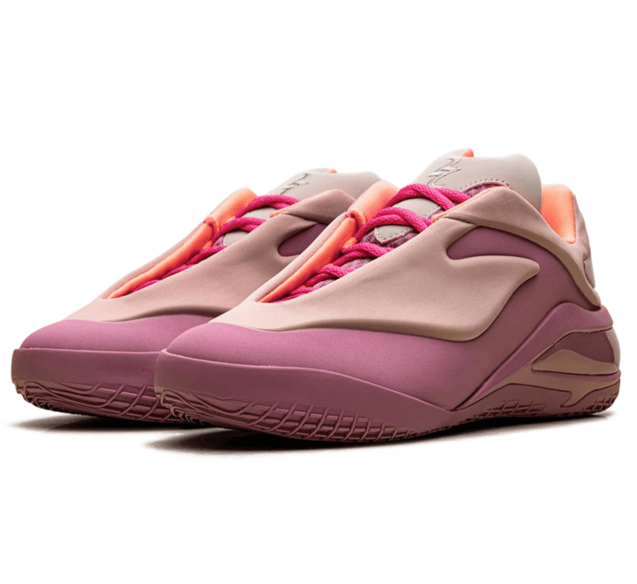 Converse SHAI 001 Lace Up Berry A24323C seitliche Ansicht mit skulpturalem Upper