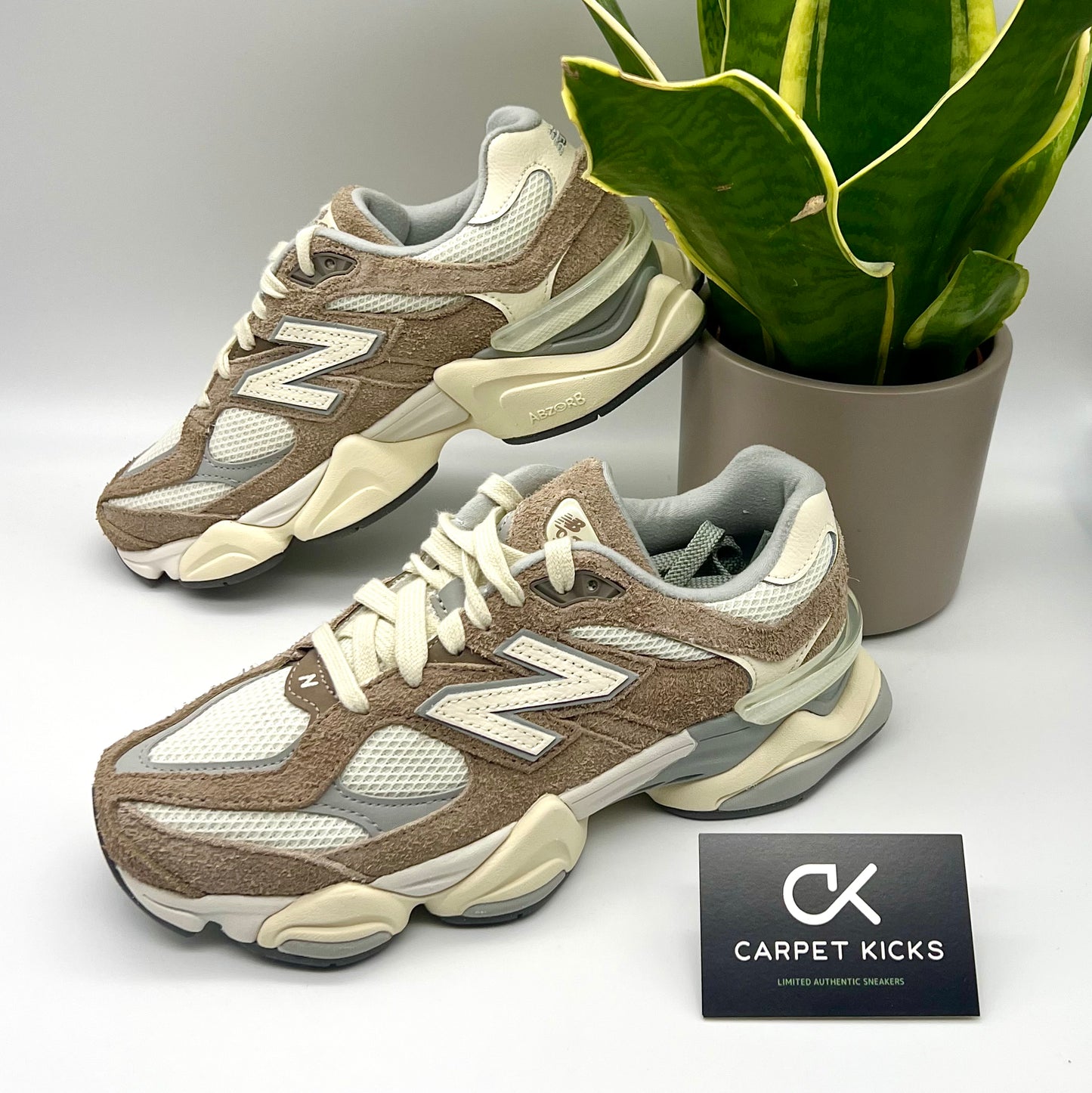 New Balance 9060 Driftwood