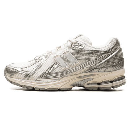 New Balance 1906R Arid Stone Sneaker Paar vorne Perspective