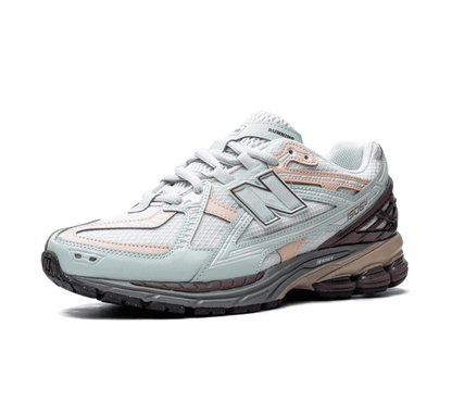 New Balance 1906R Clay Ash einzelner Sneaker seitlich