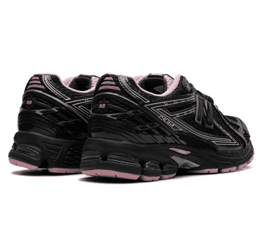 New Balance 1906R Pink Taffy Sneaker Paar hinten