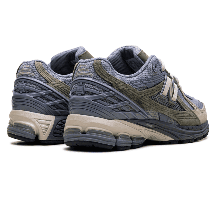 New Balance 1906U Slate Grey Sneaker Paar hinten mit Fersendetail