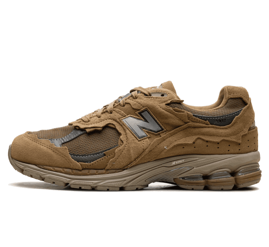 New Balance 2002R x Gore-Tex Protection Pack Stucco Sneaker Paar vorne Perspective