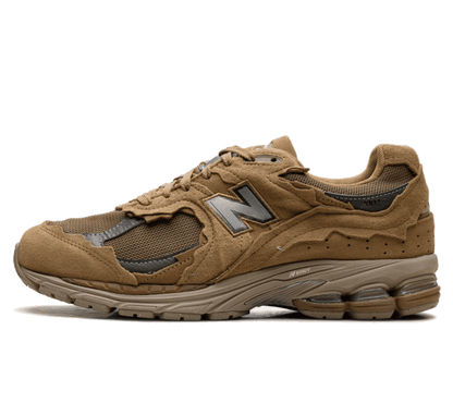 New Balance 2002R x Gore-Tex Protection Pack Stucco Sneaker Paar vorne Perspective
