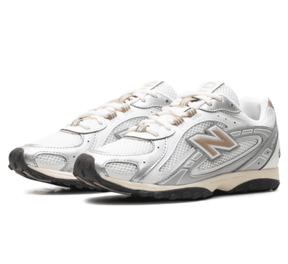 New Balance 204L Flat Taupe - silber beiger Sneaker