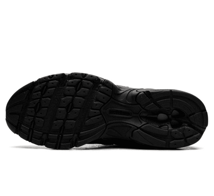 New Balance 740 Triple Black - schwarzer Sneaker