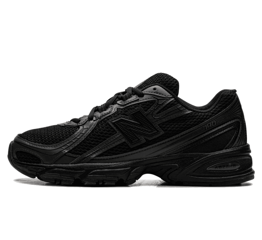 New Balance 740 Triple Black - schwarzer Sneaker