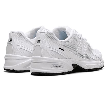 New Balance 740 Triple White - weißer Sneaker