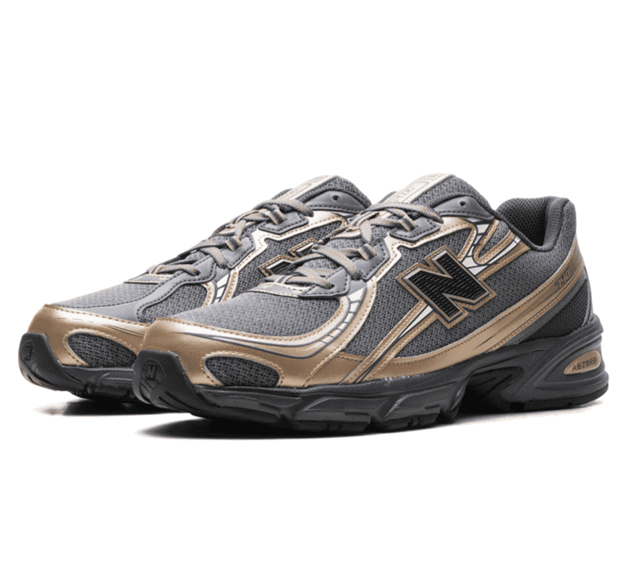 New Balance 740 V2 Gold Cement Seitenansicht mit NB Logo