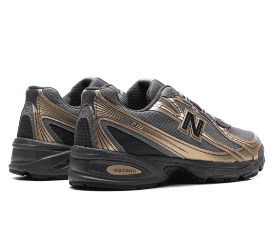 New Balance 740 V2 Gold Cement Sneaker Paar hinten