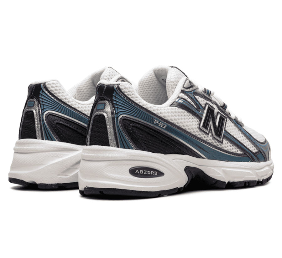 New Balance 740 V2 Sea Salt Plum - blau lilaner Sneaker