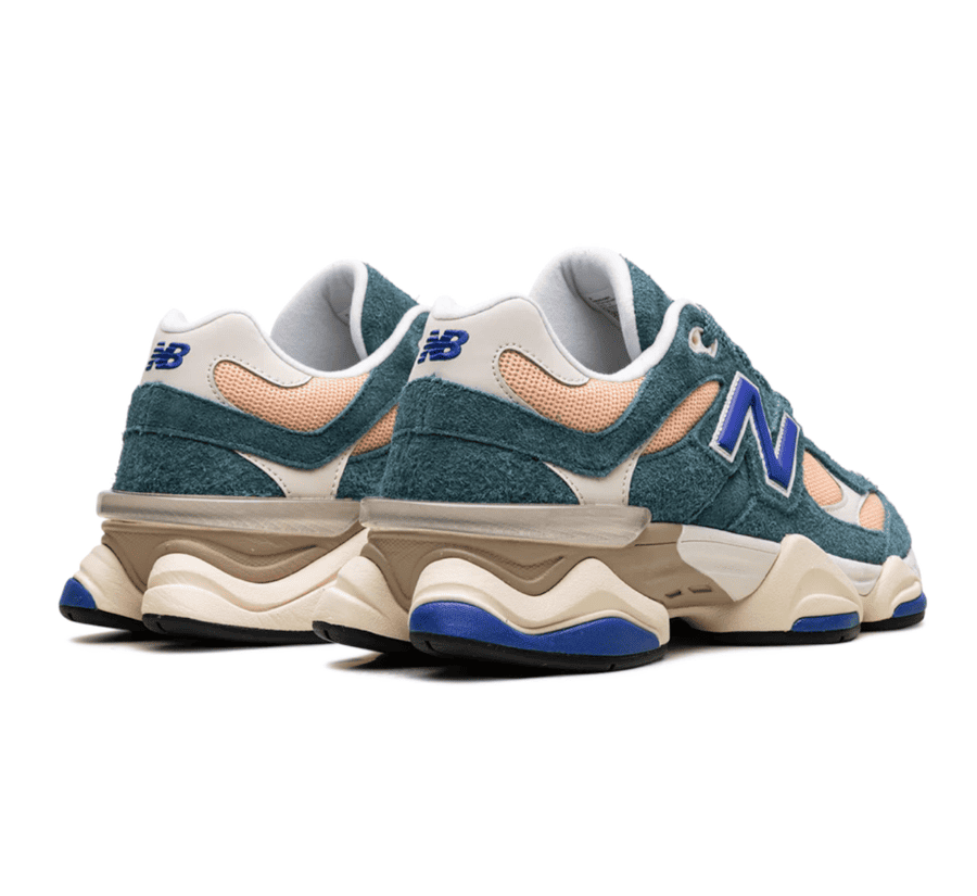 New Balance 9060 New Spruce Peach