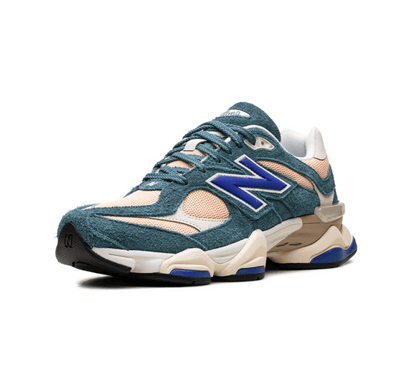 New Balance 9060 New Spruce Peach