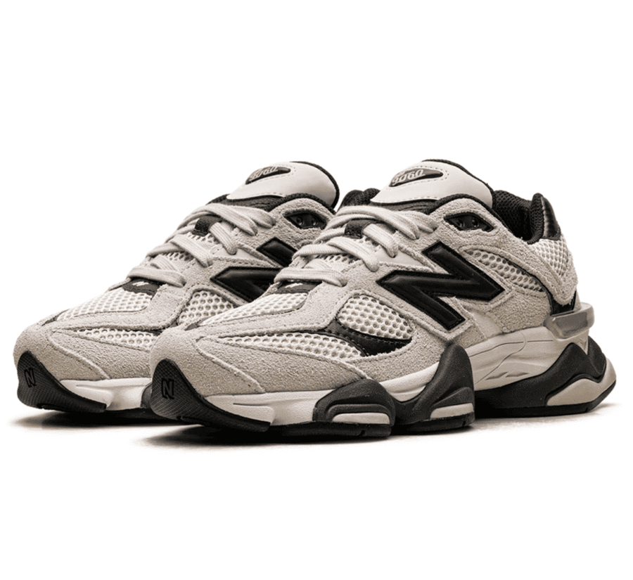 New Balance 9060 Timberwolf Black Cement U90606H1 seitliche Ansicht mit Wildleder Overlays und N Logo