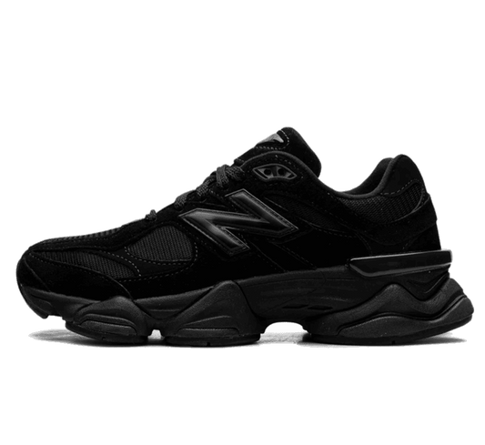 New Balance 9060 Triple Black - schwarzer Sneaker