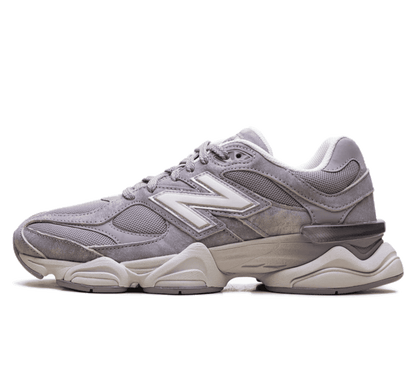 New Balance 9060 Truffle Salt Sneaker Seitenansicht