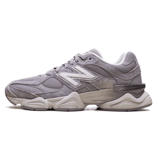 New Balance 9060 Truffle Salt Sneaker Seitenansicht
