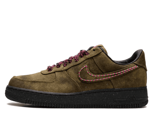 Nike Air Force 1 Low Bouclé Desert Moss - grüner Sneaker