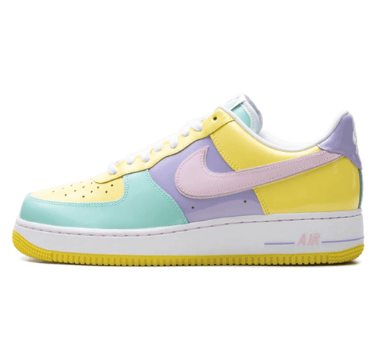 Nike Air Force 1 Low Easter 2026 Sneaker Paar vorne Perspective