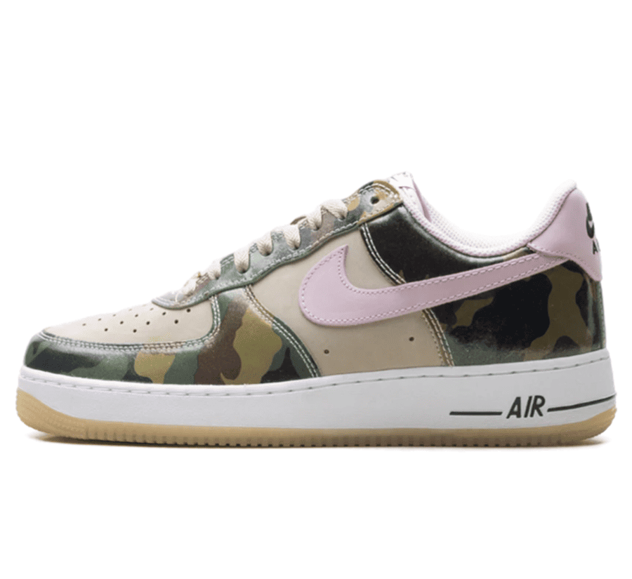 Nike Air Force 1 Low 07 LV8 Patent Camo Pink HQ1967-200 Paar vorne Hauptbild Perspective