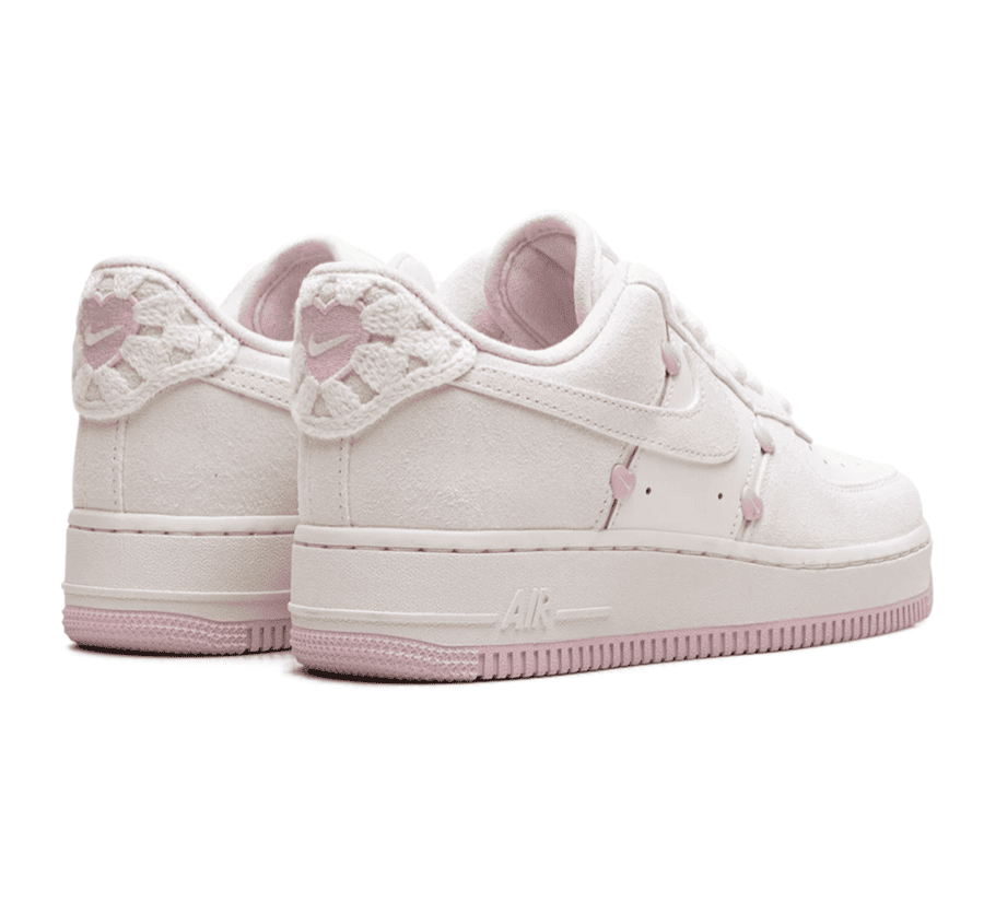 Nike Air Force 1 Low Valentine's Day (W)