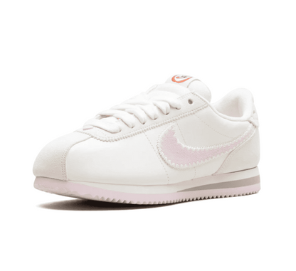 Nike Cortez Valentine's Day (W) - weiß grau pinker Sneaker