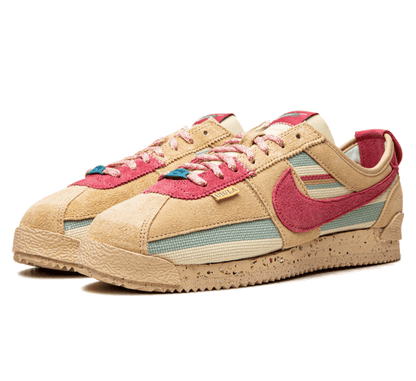 Nike Cortez x Union LA ＂Grain＂ - beige roter Sneaker