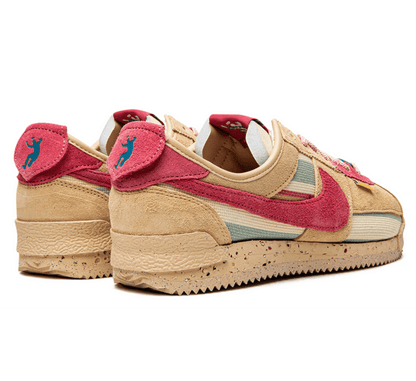 Nike Cortez x Union LA ＂Grain＂ - beige roter Sneaker