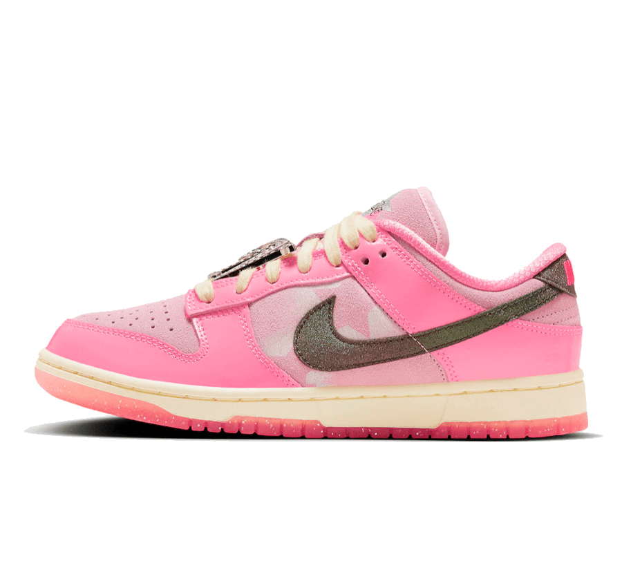 Nike Dunk Low Barbie