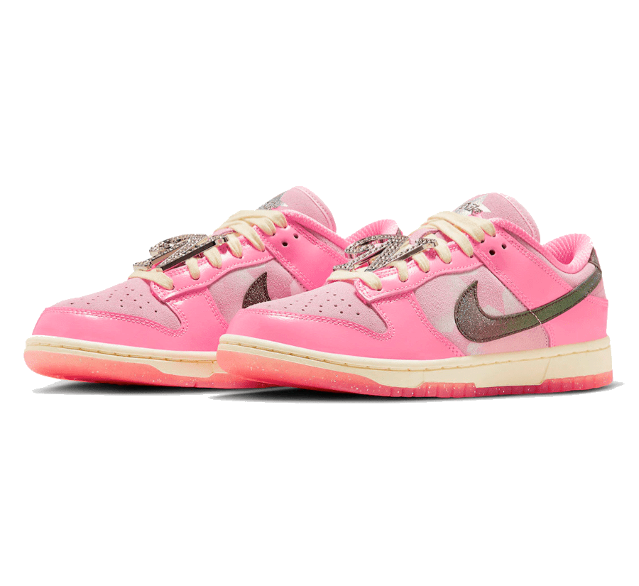 Nike Dunk Low Barbie