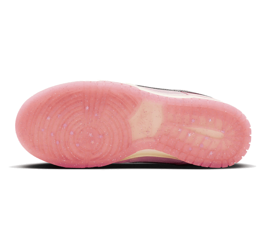 Nike Dunk Low Barbie