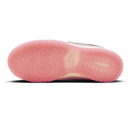 Nike Dunk Low Barbie