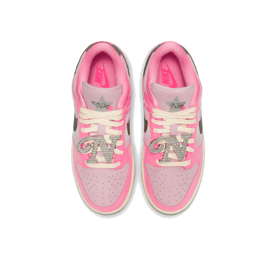 Nike Dunk Low Barbie