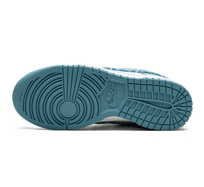 Nike Dunk Low Blue Paisley