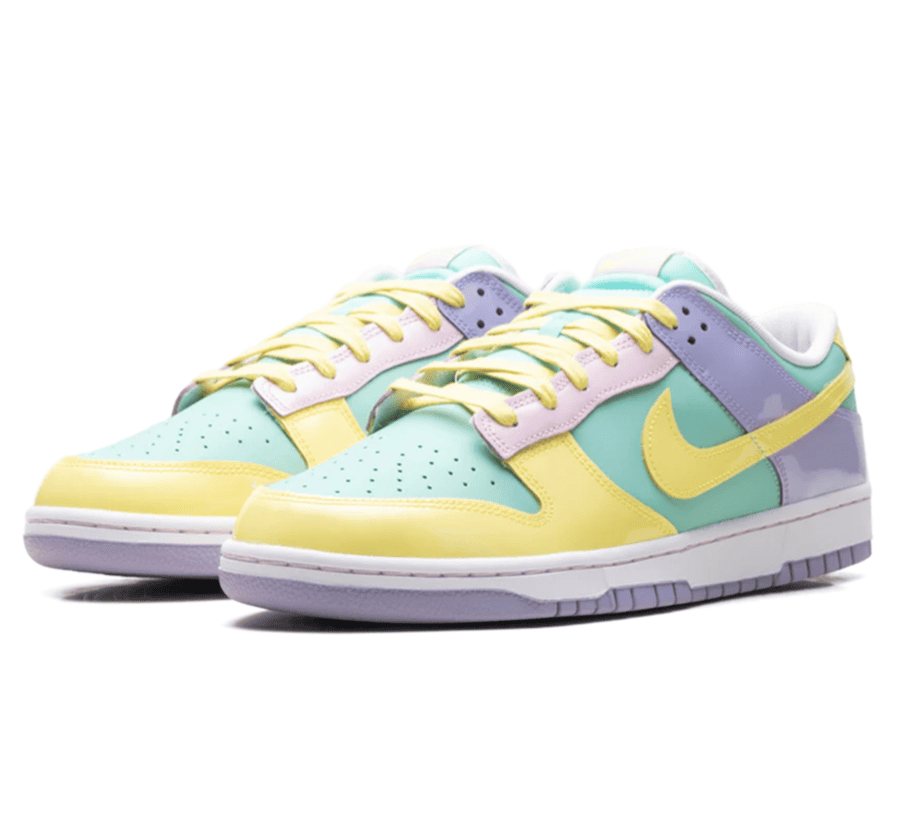 Nike Dunk Low Easter 2026 Seitenansicht mit mehrfarbigem Pastell-Leder