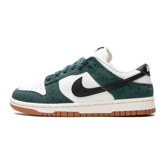 Nike Dunk Low Green Snake