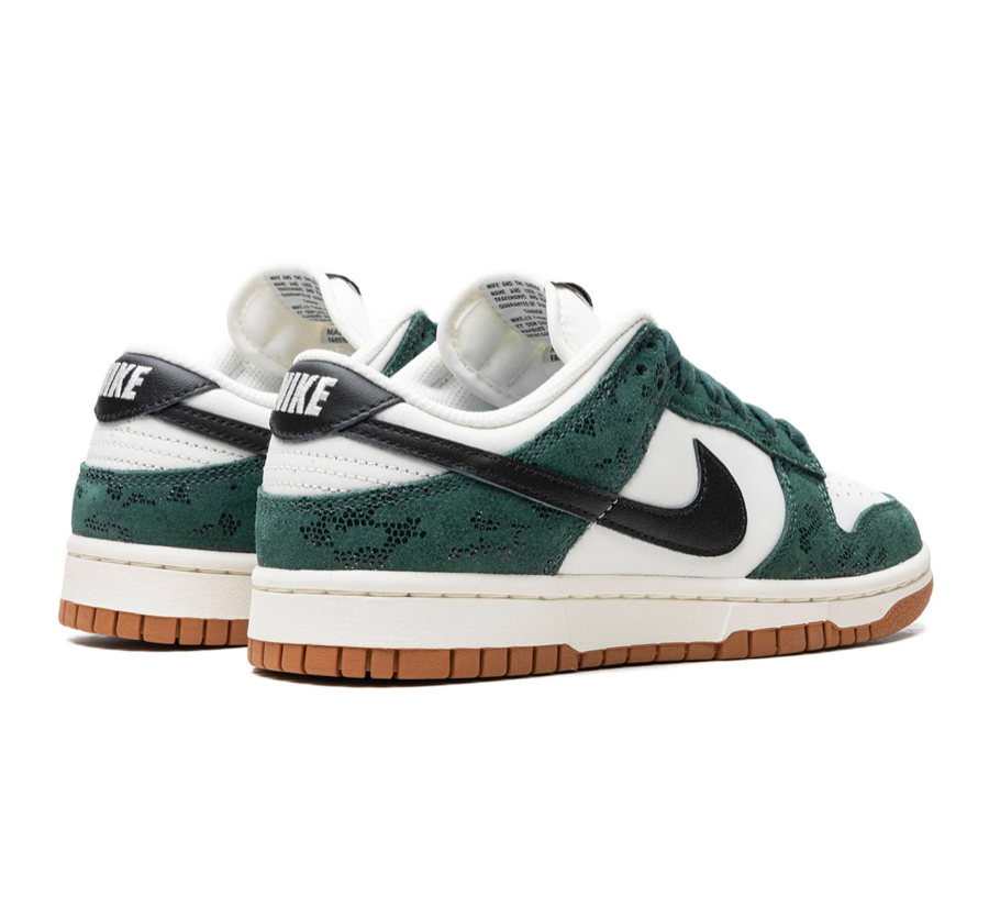Nike Dunk Low Green Snake
